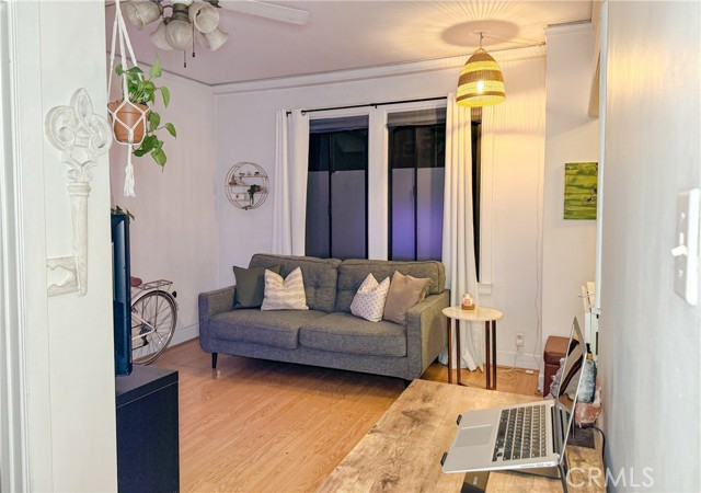315 W 3rd Street, Long Beach CA: https://media.crmls.org/medias/82a6ca62-3262-4fd1-a61a-f49f60f16e23.jpg