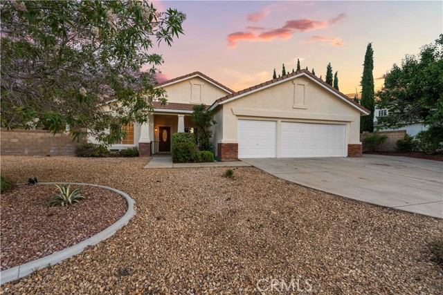 Detail Gallery Image 5 of 36 For 4652 Starstone Ct, Palmdale,  CA 93551 - 3 Beds | 2 Baths