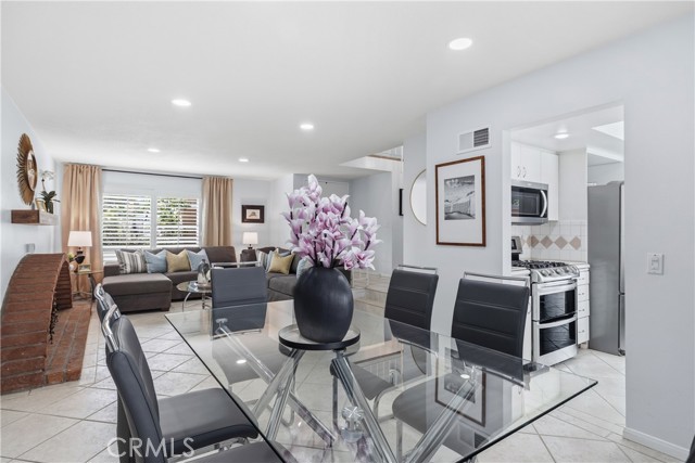 Image 9 of 60 For 4395 Avenida Carmel