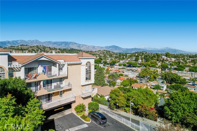 Detail Gallery Image 27 of 44 For 4755 Templeton St #2117,  Los Angeles,  CA 90032 - 2 Beds | 2 Baths