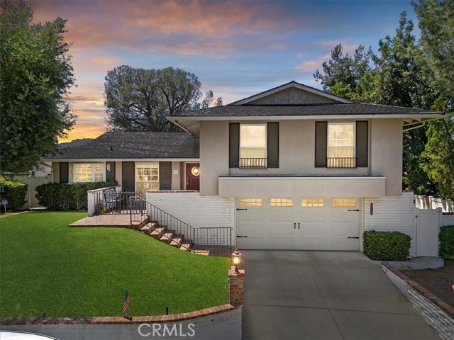 Detail Gallery Image 1 of 1 For 9713 Nevada Ave, Chatsworth,  CA 91311 - 4 Beds | 2/1 Baths