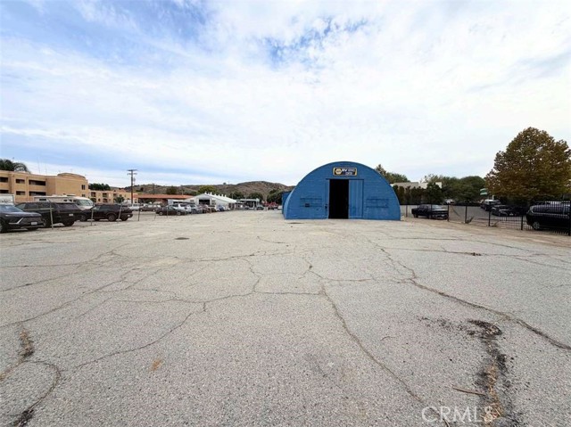  Commercial for Sale in Castaic, California