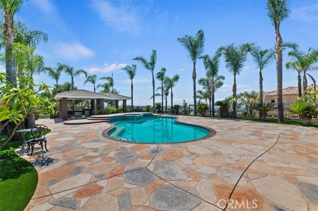 Detail Gallery Image 62 of 75 For 6975 Wyndham Hill Dr, Riverside,  CA 92506 - 4 Beds | 4/1 Baths