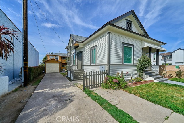 Detail Gallery Image 21 of 25 For 844 N Van Ness, Santa Ana,  CA 92701 - 3 Beds | 2 Baths