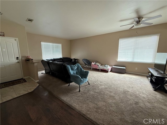 Detail Gallery Image 7 of 45 For 13767 Buttermilk Rd, Victorville,  CA 92392 - 4 Beds | 3 Baths