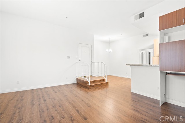 Detail Gallery Image 10 of 28 For 7111 La Tijera Bld #D101,  Los Angeles,  CA 90045 - 1 Beds | 1 Baths