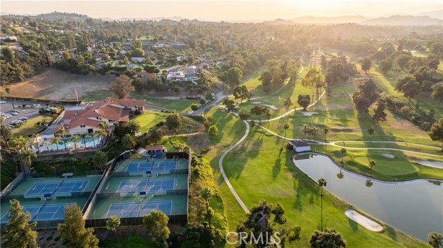 Detail Gallery Image 12 of 52 For 1544 Bellefontaine, Riverside,  CA 92506 - 5 Beds | 2 Baths