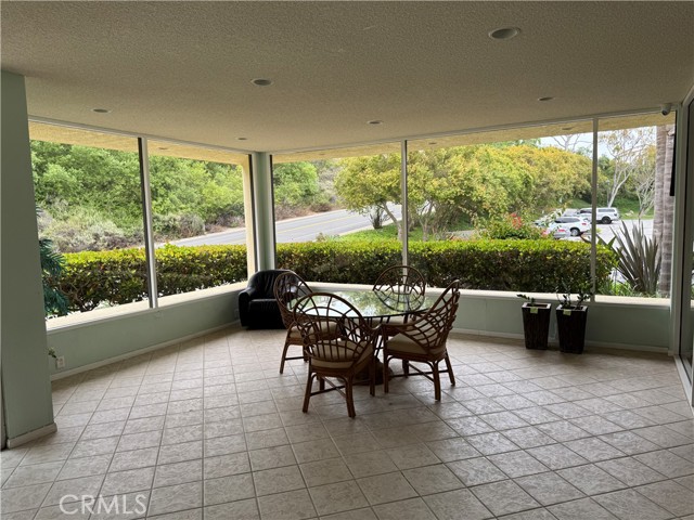 3200 La Rotonda Drive, Rancho Palos Verdes CA: https://media.crmls.org/medias/82aa0ffa-0396-4296-b366-bd223504ddc9.jpg