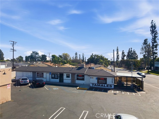 8111 Foothill Boulevard, Rancho Cucamonga CA: https://media.crmls.org/medias/82ab57dc-9c82-4388-b6dd-4c2a4bf4902a.jpg