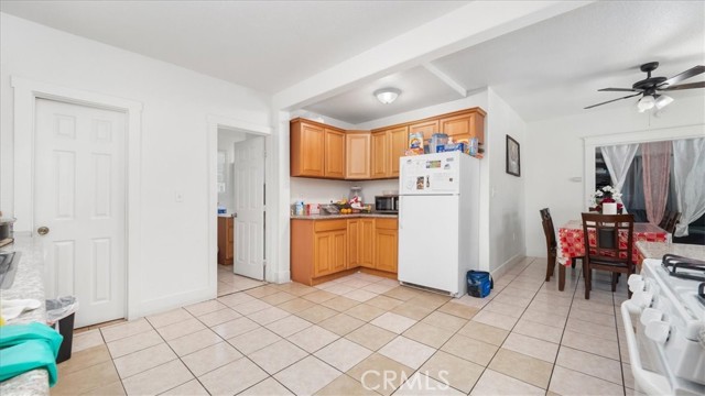 226 E California Street, Ontario CA: https://media.crmls.org/medias/82ac14ab-9097-4a32-90b5-c381cc5d8d1d.jpg