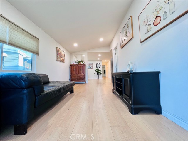 Detail Gallery Image 5 of 54 For 1560 S Otterbein Ave #44,  Rowland Heights,  CA 91748 - 3 Beds | 3 Baths