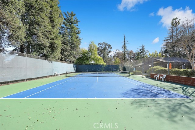 242 N Orange Grove Boulevard, Pasadena CA: https://media.crmls.org/medias/82ad6e35-23b2-4d8a-acc2-589c11e7d8a1.jpg