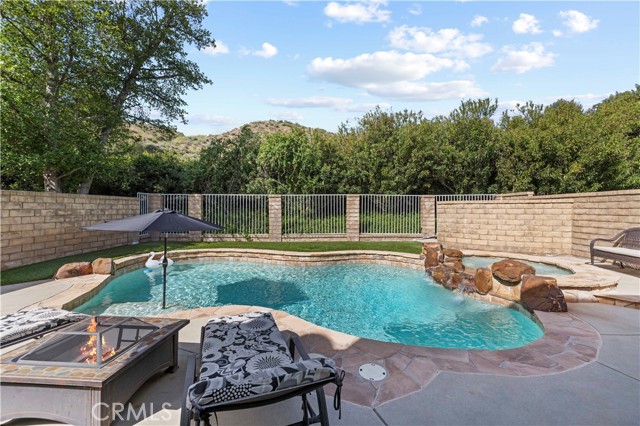 Detail Gallery Image 58 of 66 For 28245 Stonington, Saugus,  CA 91350 - 4 Beds | 3 Baths