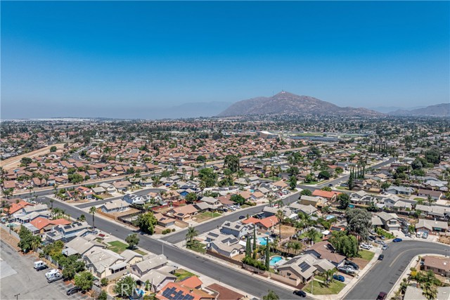 Detail Gallery Image 36 of 36 For 13848 Golden Eagle Ct, Moreno Valley,  CA 92553 - 3 Beds | 3 Baths