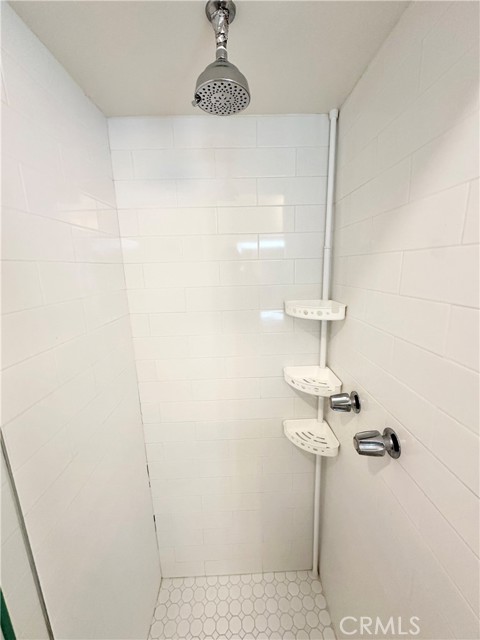 Detail Gallery Image 34 of 46 For 1433 S Beverly Dr, Los Angeles,  CA 90035 - 3 Beds | 2/1 Baths