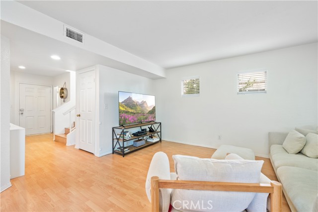 Detail Gallery Image 11 of 23 For 16001 S Vermont Ave #40,  Gardena,  CA 90247 - 3 Beds | 2/1 Baths