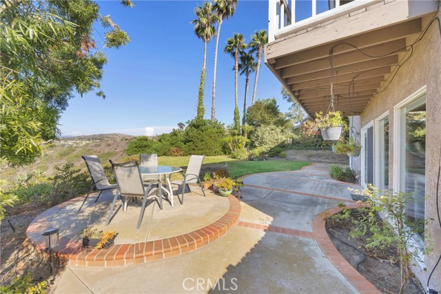 405 Avenida Salvador, San Clemente CA: https://media.crmls.org/medias/82b0750b-4c26-4ad2-98fa-0e0144f4f7e7.jpg