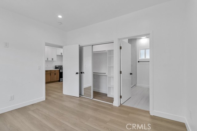 629 Olive Avenue, Long Beach CA: https://media.crmls.org/medias/82b29dcf-7d28-4e5f-88ce-a19982a064b4.jpg