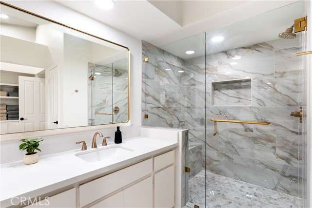 Detail Gallery Image 24 of 40 For 216 Desert Falls Drive East, Palm Desert,  CA 92211 - 2 Beds | 2 Baths