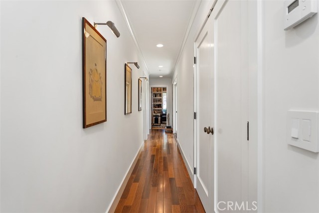 207 Calle Rica, San Clemente CA: https://media.crmls.org/medias/82b3efa5-df7f-41ca-9587-ea377fd86cec.jpg