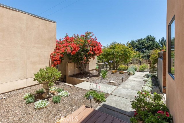 1410 & 1418 Verde Canyon Road, Arroyo Grande CA: https://media.crmls.org/medias/82b41054-7d5d-4a3f-bed9-5dd4257353e4.jpg