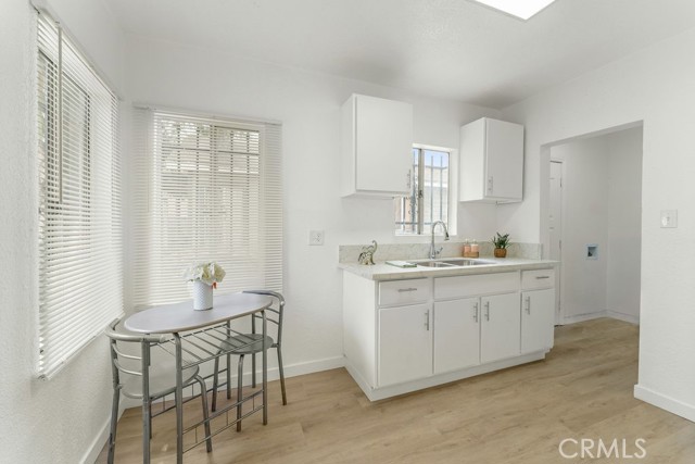 Detail Gallery Image 14 of 19 For 9309 S Broadway, Los Angeles,  CA 90003 - – Beds | – Baths