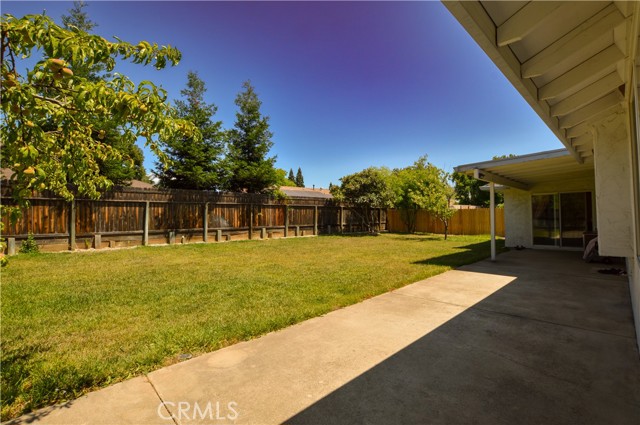 Detail Gallery Image 11 of 13 For 2 Kevin Ct, Chico,  CA 95928 - 3 Beds | 2 Baths