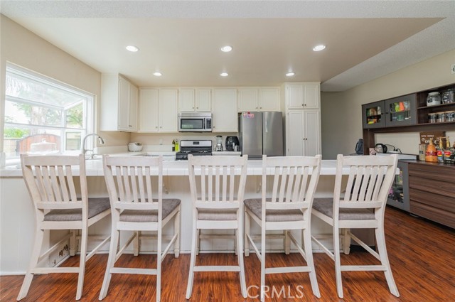 Detail Gallery Image 20 of 28 For 1424 Norfolk St, Corona,  CA 92878 - 4 Beds | 2 Baths