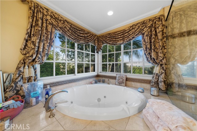 Detail Gallery Image 37 of 66 For 607 West, La Habra Heights,  CA 90631 - 5 Beds | 4 Baths