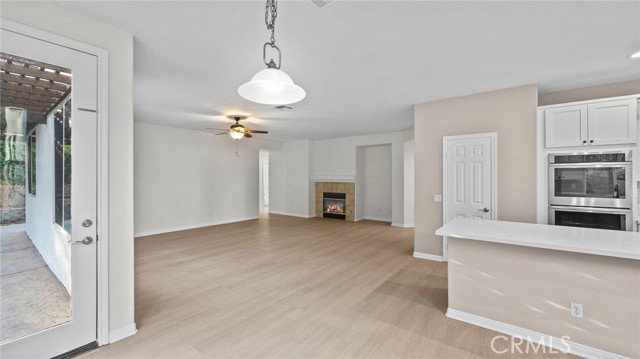 Detail Gallery Image 15 of 47 For 1728 Tamarron, Corona,  CA 92883 - 3 Beds | 3 Baths