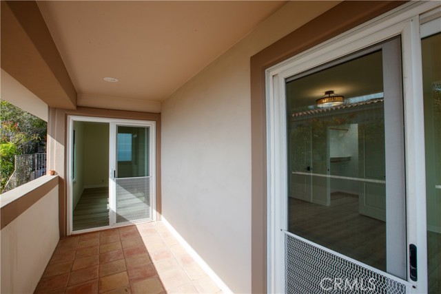 3355 Palo Vista Drive, Rancho Palos Verdes CA: https://media.crmls.org/medias/82b84eaa-57ff-4e94-8300-fa1cab8a6254.jpg