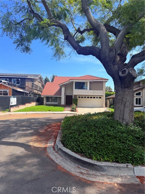 Detail Gallery Image 2 of 65 For 46 Christamon, Irvine,  CA 92620 - 4 Beds | 2/1 Baths