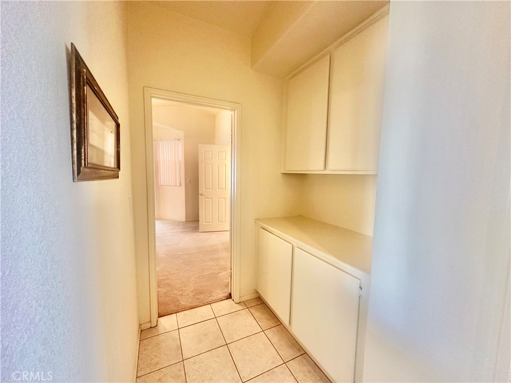 https://media.crmls.org/medias/82b942a9-008a-45ba-bbff-5ba33c08eca9.jpg?preset=X-Large