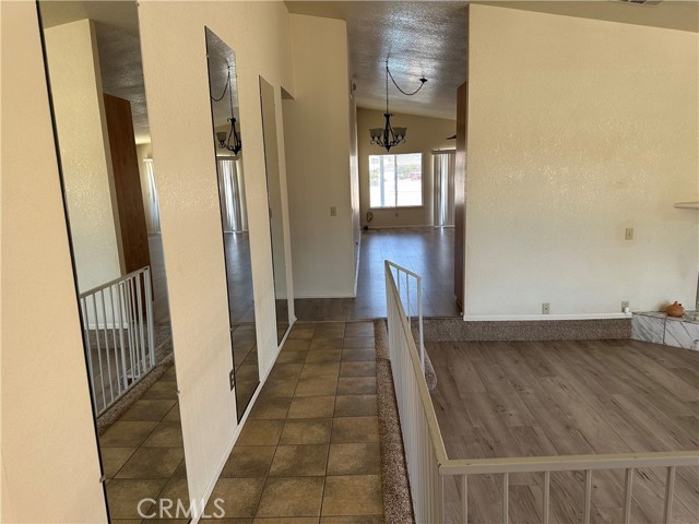 14572 Lighthouse Lane, Helendale CA: https://media.crmls.org/medias/82bb8156-a06e-40b7-bfb1-2fe7ca4fad30.jpg