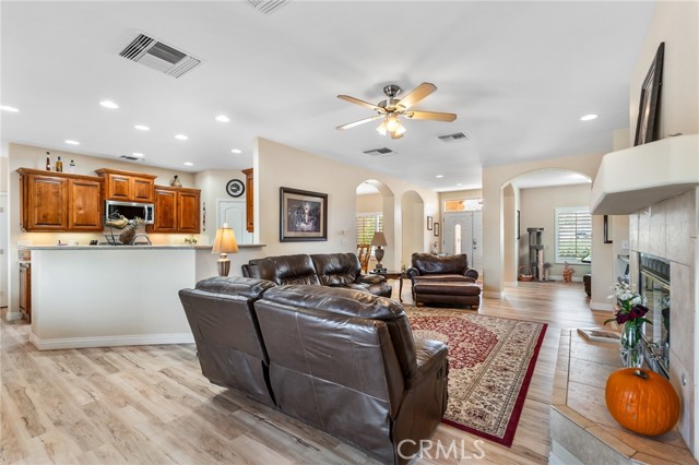 Detail Gallery Image 10 of 74 For 58598 Santa Maria Dr, Yucca Valley,  CA 92284 - 4 Beds | 3 Baths