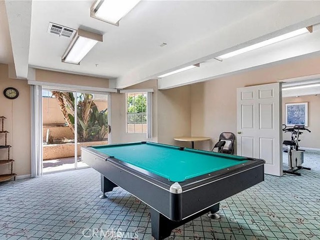 Detail Gallery Image 3 of 8 For 11410 Brookshire Ave #319,  Downey,  CA 90241 - 2 Beds | 2 Baths