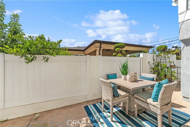 2006 Warfield Avenue, Redondo Beach, California 90278, 3 Bedrooms Bedrooms, ,2 BathroomsBathrooms,Residential,Sold,Warfield,SB21179490