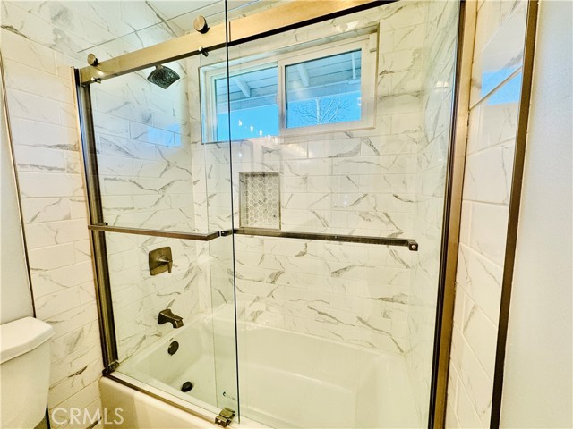 Detail Gallery Image 24 of 45 For 16737 Pineridge, Granada Hills,  CA 91344 - 4 Beds | 2/1 Baths