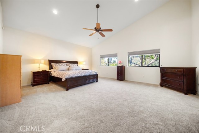 9394 Gum Tree Drive, Corona CA: https://media.crmls.org/medias/82bd02e9-4150-4416-b710-af5b544b55d4.jpg