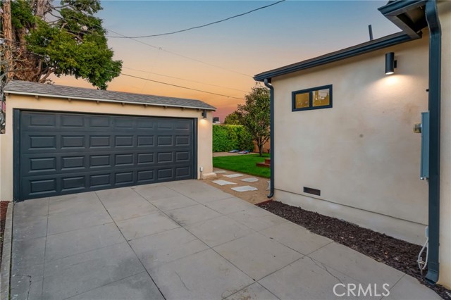 Detail Gallery Image 7 of 55 For 3641 Somerset, Los Angeles,  CA 90016 - 3 Beds | 2 Baths