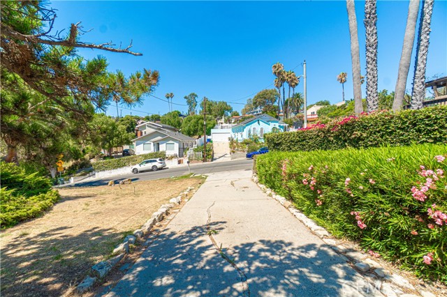 514 Arcadia Drive, San Pedro CA: https://media.crmls.org/medias/82bf03a7-e559-47da-856b-a7ad2941c03a.jpg