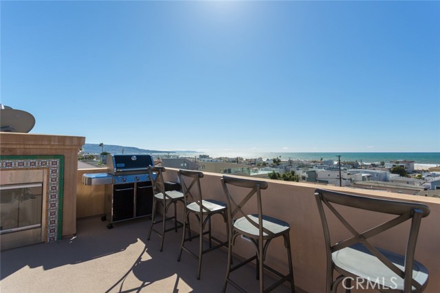 Detail Gallery Image 5 of 24 For 918 Monterey Bld, Hermosa Beach,  CA 90254 - 3 Beds | 3/1 Baths