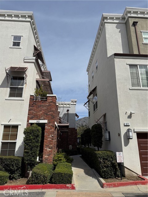 Image 6 of 21 For 383 Arden Avenue 3
