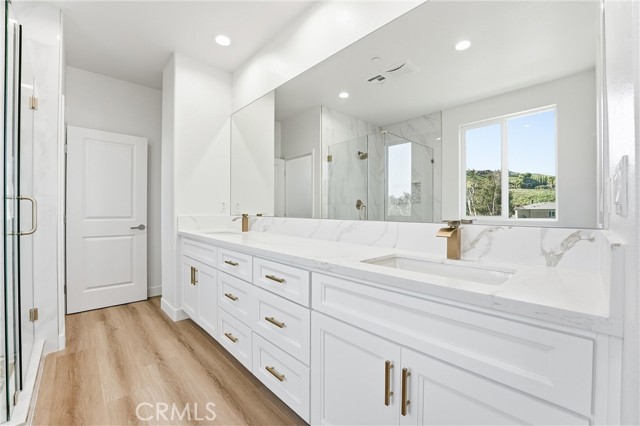 Detail Gallery Image 21 of 53 For 1969 Lyon Ave, Riverside,  CA 92503 - 5 Beds | 4 Baths