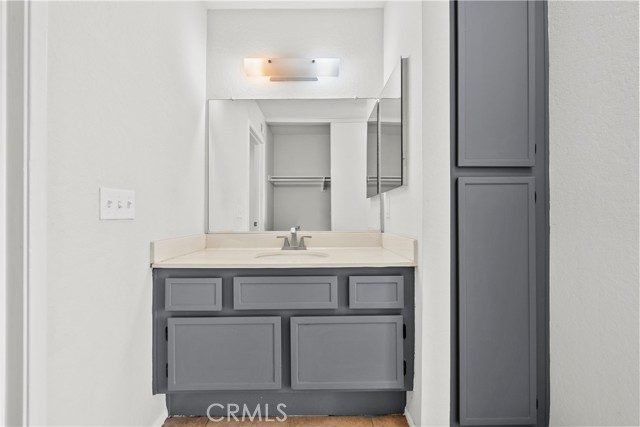 Detail Gallery Image 16 of 26 For 2554 Olive Dr #116,  Palmdale,  CA 93550 - 2 Beds | 2 Baths