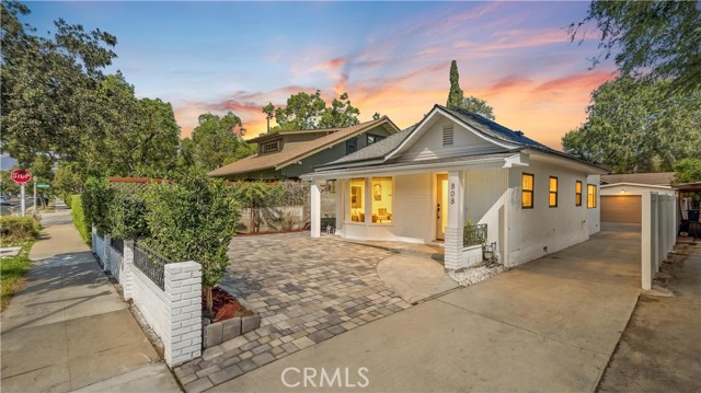 808 South Los Robles photo 4