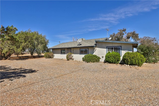 Detail Gallery Image 36 of 45 For 10888 Phelan Rd., Oak Hills,  CA 92344 - 1 Beds | 1 Baths