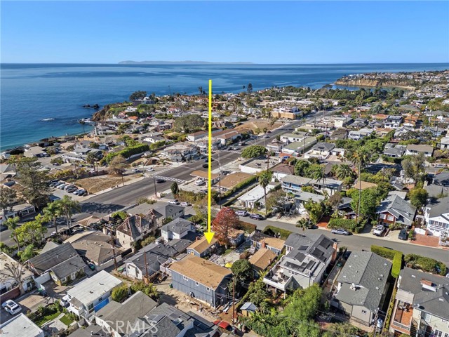 235 Cajon Street, Laguna Beach CA: https://media.crmls.org/medias/82c22814-a16b-4b77-a7a9-391b7d0e8bce.jpg