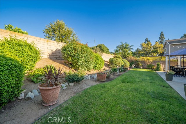 Image 34 of 39 For 5022 Burnaby