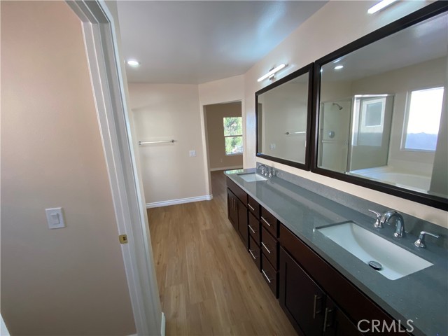 Detail Gallery Image 5 of 16 For 1724 Freeport Ter, San Pedro,  CA 90732 - 3 Beds | 2/1 Baths